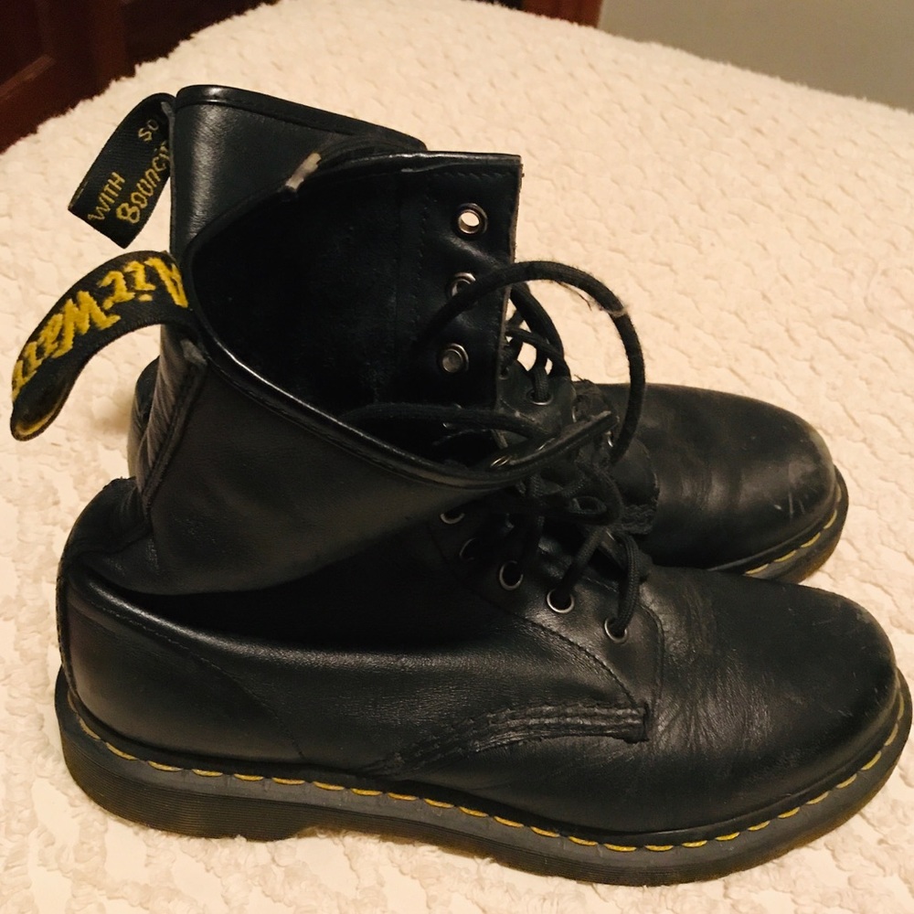 Lace up Dr. Martins